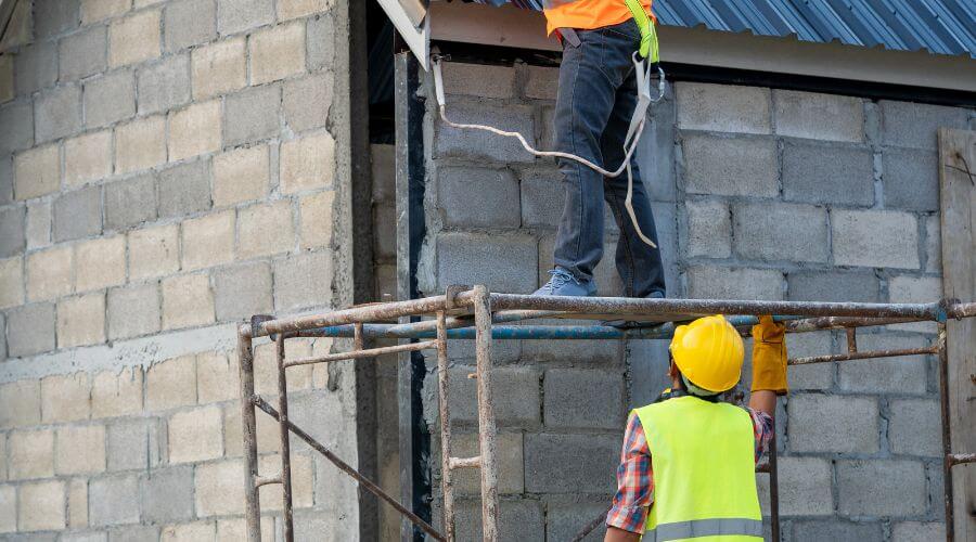 Professional New roof installation in Knoxville, IA